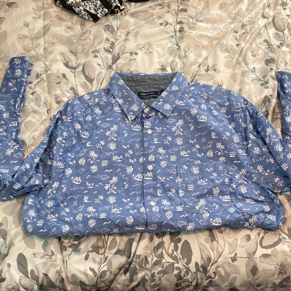 BRAND NEW Nautica Men’s Button Up